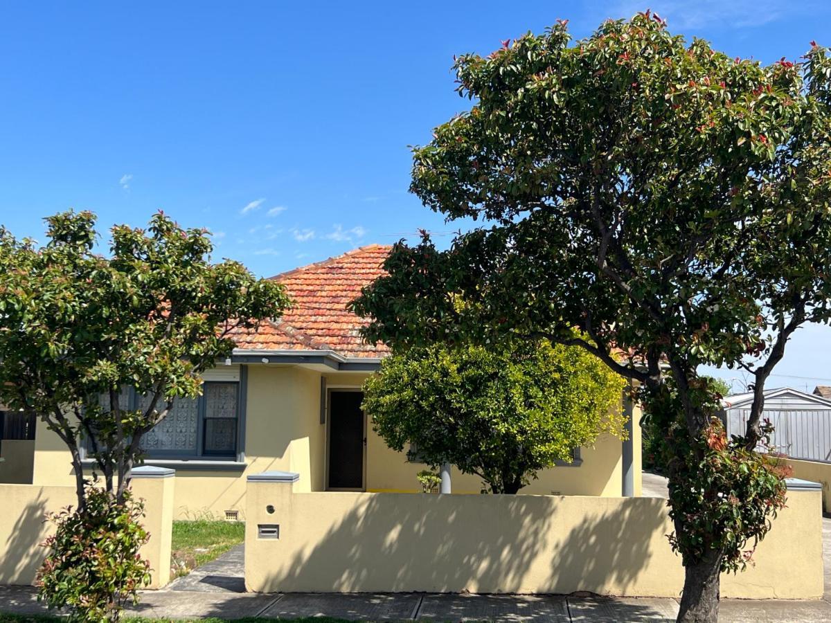 Cosy 4Br Home 15 Minutes Away From Melbourne Airport St Albans Exterior foto